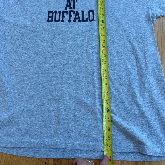 University Of Buffalo Grey Champion Cotton Short Sleeved Shirt Size XL - Picture 7 of 8
